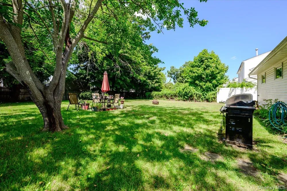 1380 Brooklyn Boulevard Bay Shore, NY 11706