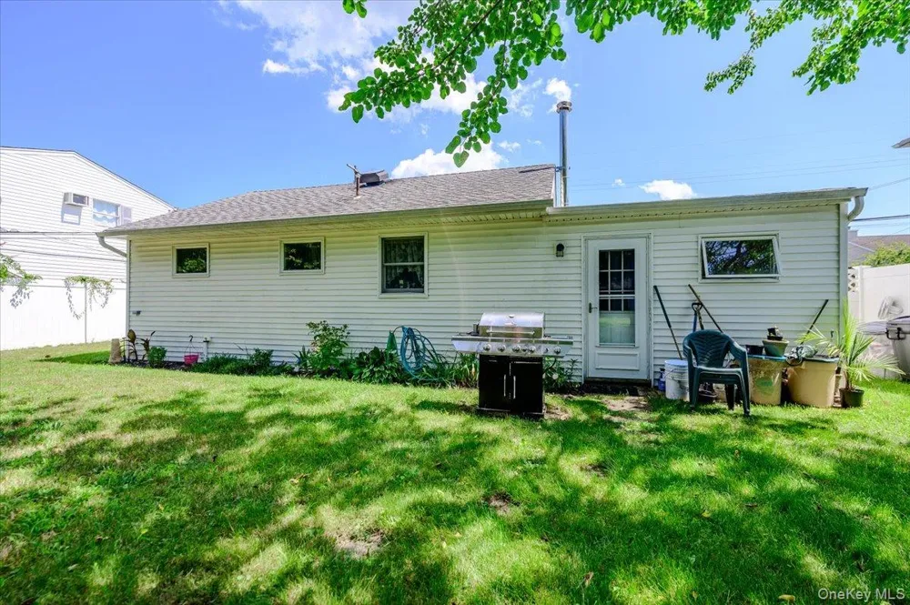 1380 Brooklyn Boulevard Bay Shore, NY 11706