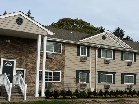317 Brook Avenue #317-2b