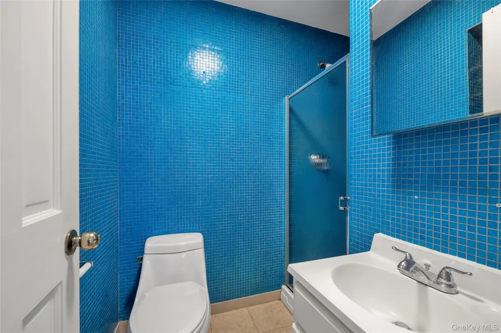 4318 Robinson Street #4D Flushing, NY 11355