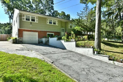 16 Edgar Drive