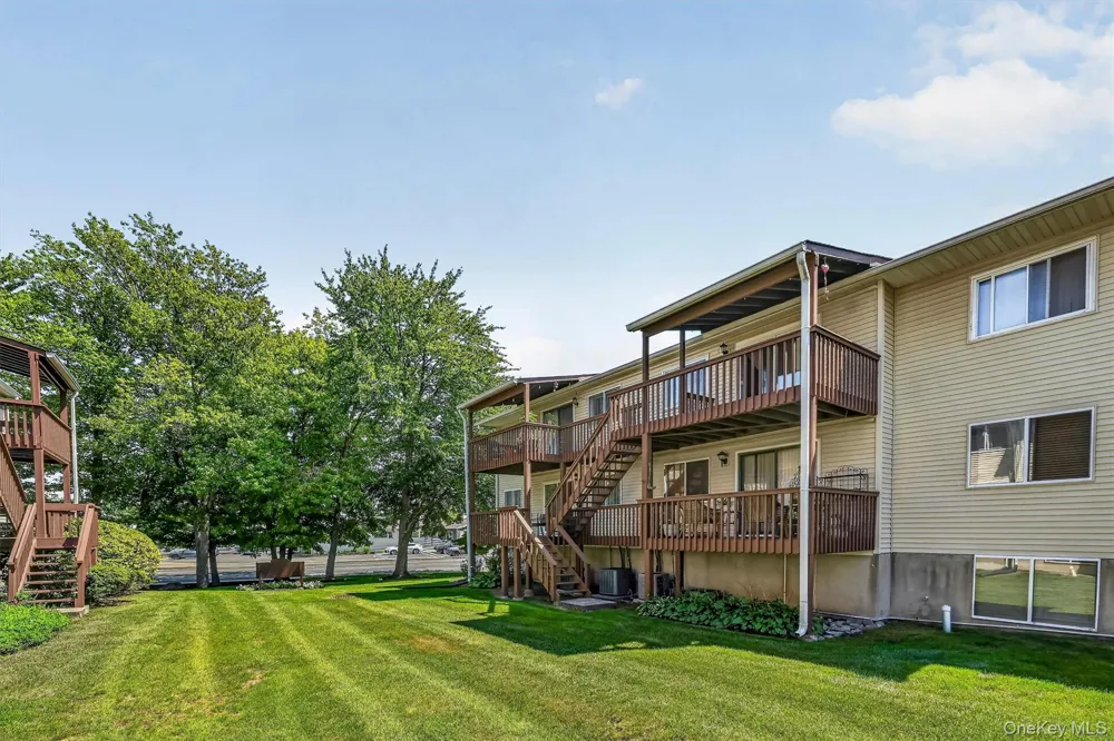 25 College Avenue #102 Nanuet, NY 10954