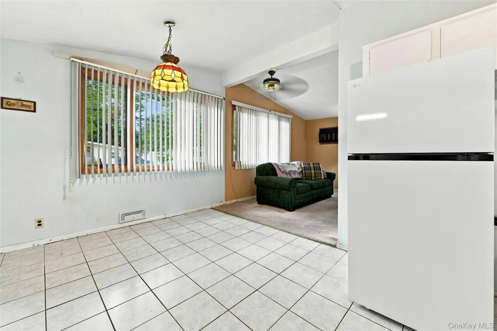 90 Samuel Street Lake Ronkonkoma, NY 11779