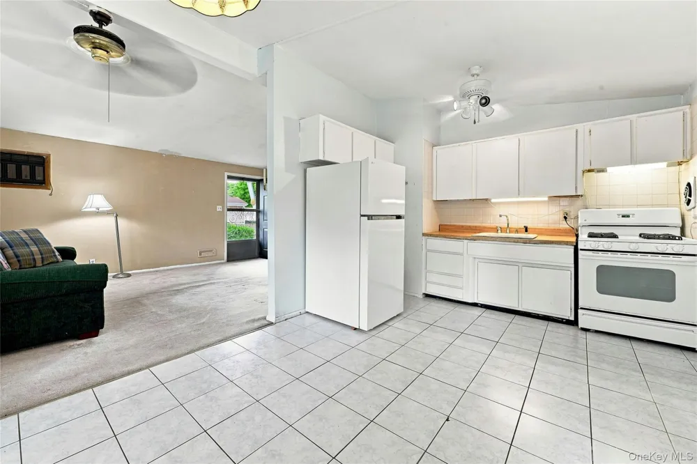 90 Samuel Street Lake Ronkonkoma, NY 11779