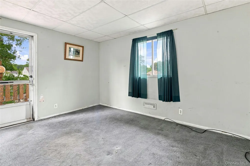 90 Samuel Street Lake Ronkonkoma, NY 11779