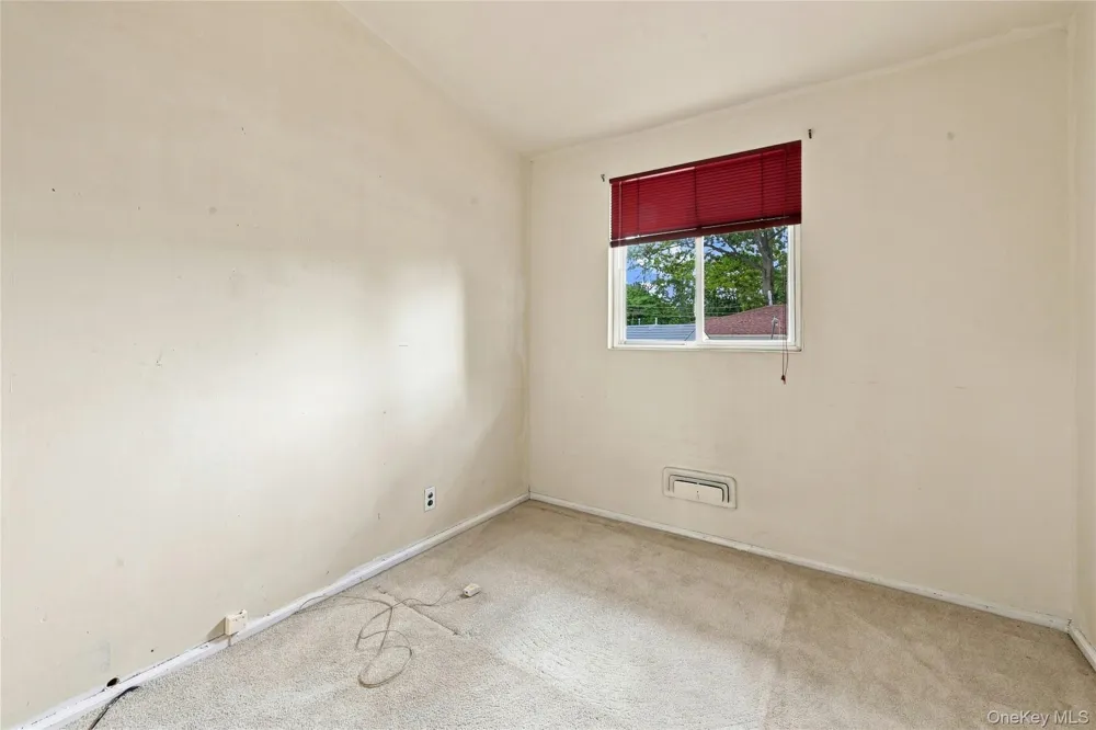 90 Samuel Street Lake Ronkonkoma, NY 11779
