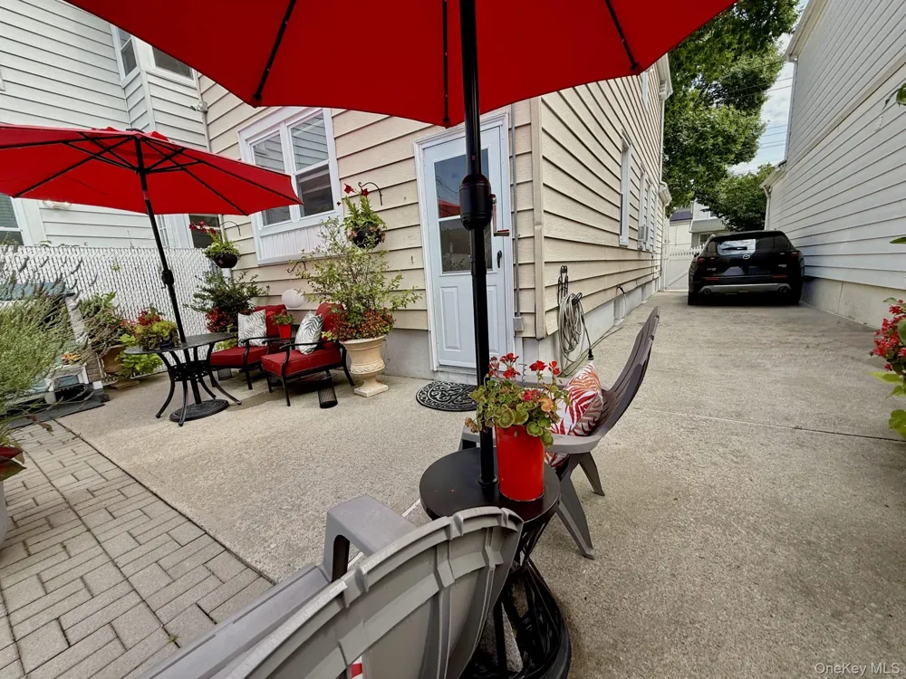 13306 96th Street Ozone Park, NY 11417