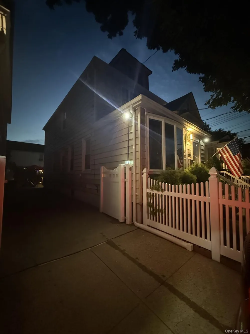 13306 96th Street Ozone Park, NY 11417