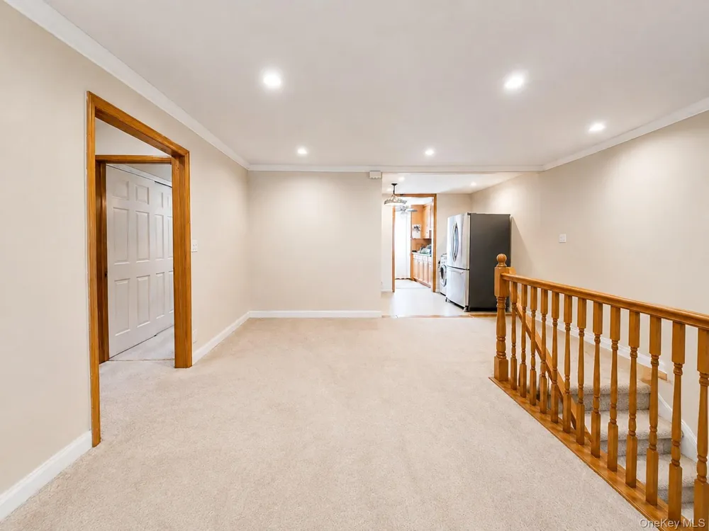 229-28 Kingsbury Avenue #B Bayside, NY 11364