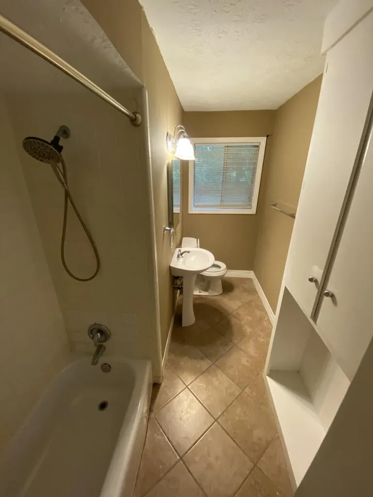 624 Wright Drive Columbus, GA 31907