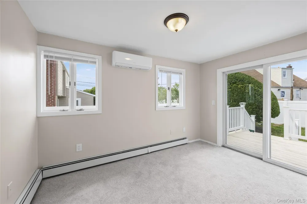 31 Cherry Avenue Bethpage, NY 11714