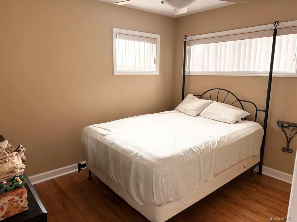 963 Hastings Street Baldwin, NY 11510