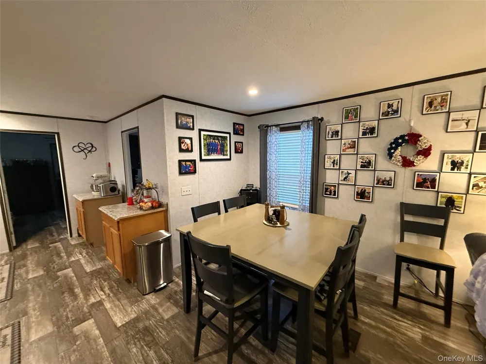 755 Tarrytown Lane Walden, NY 12586