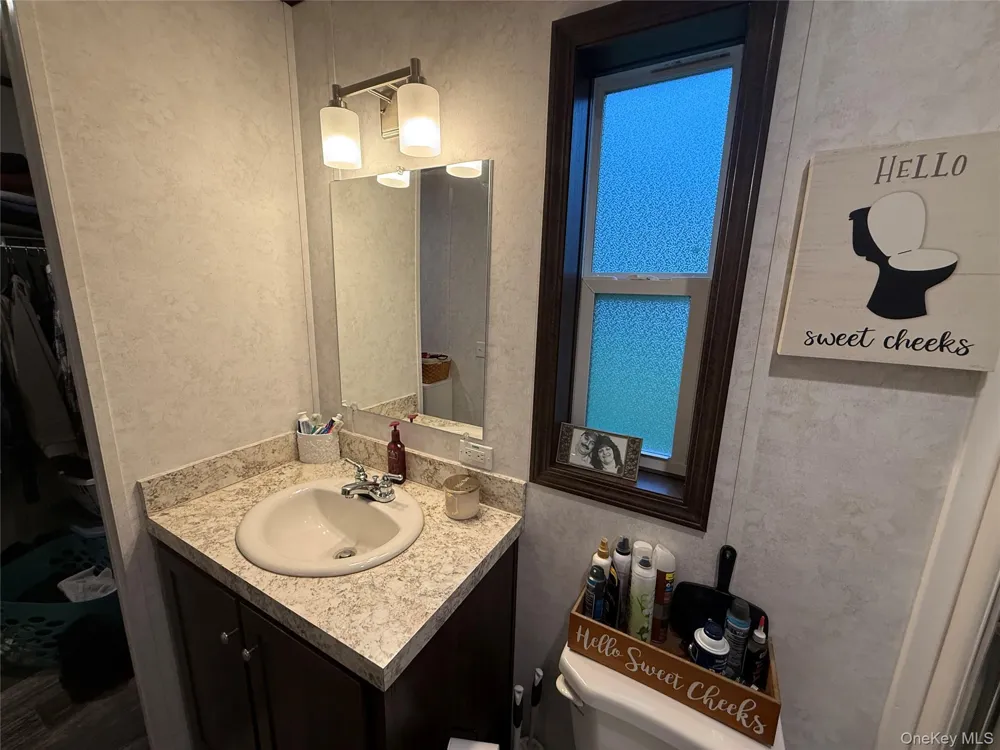 755 Tarrytown Lane Walden, NY 12586