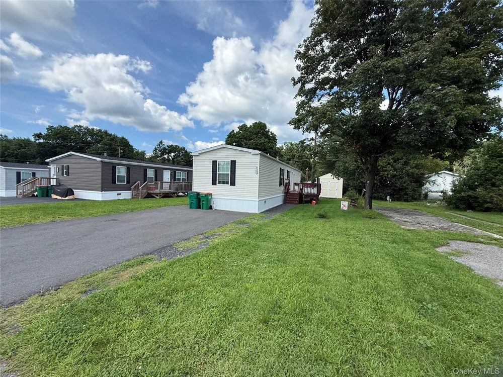 755 Tarrytown Lane Walden, NY 12586