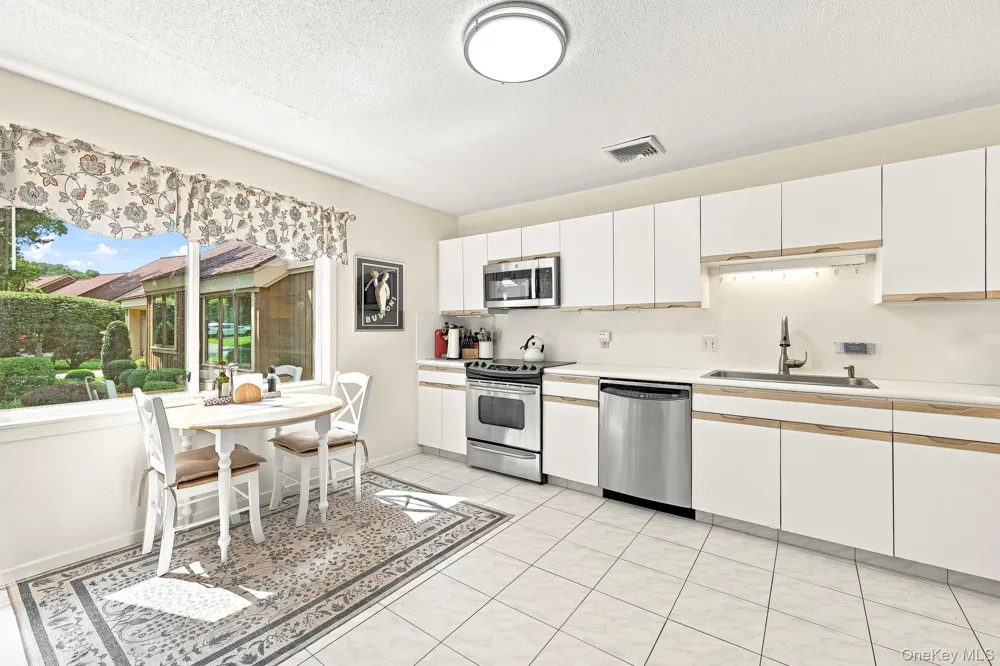 590 Heritage Hills #B Somers, NY 10589
