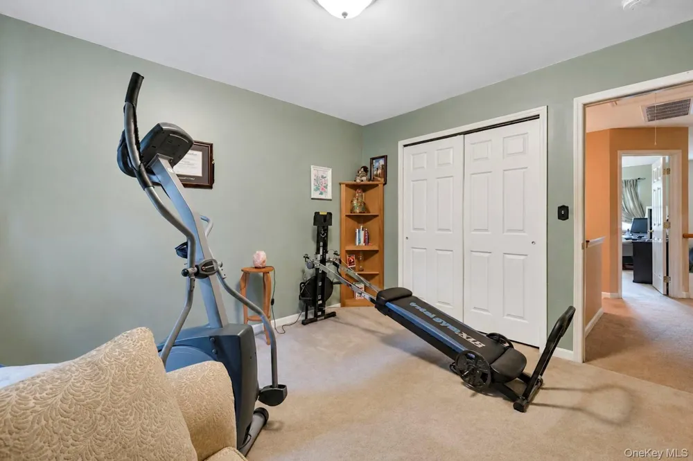 3 Arielle Court Hauppauge, NY 11749