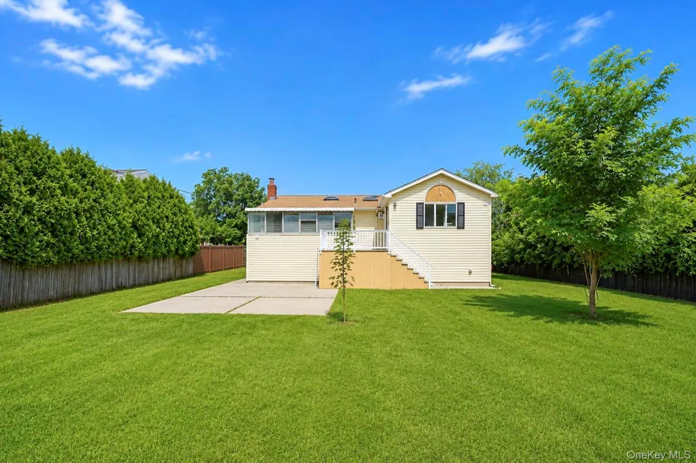 18 Dexter Lane Kings Park, NY 11754