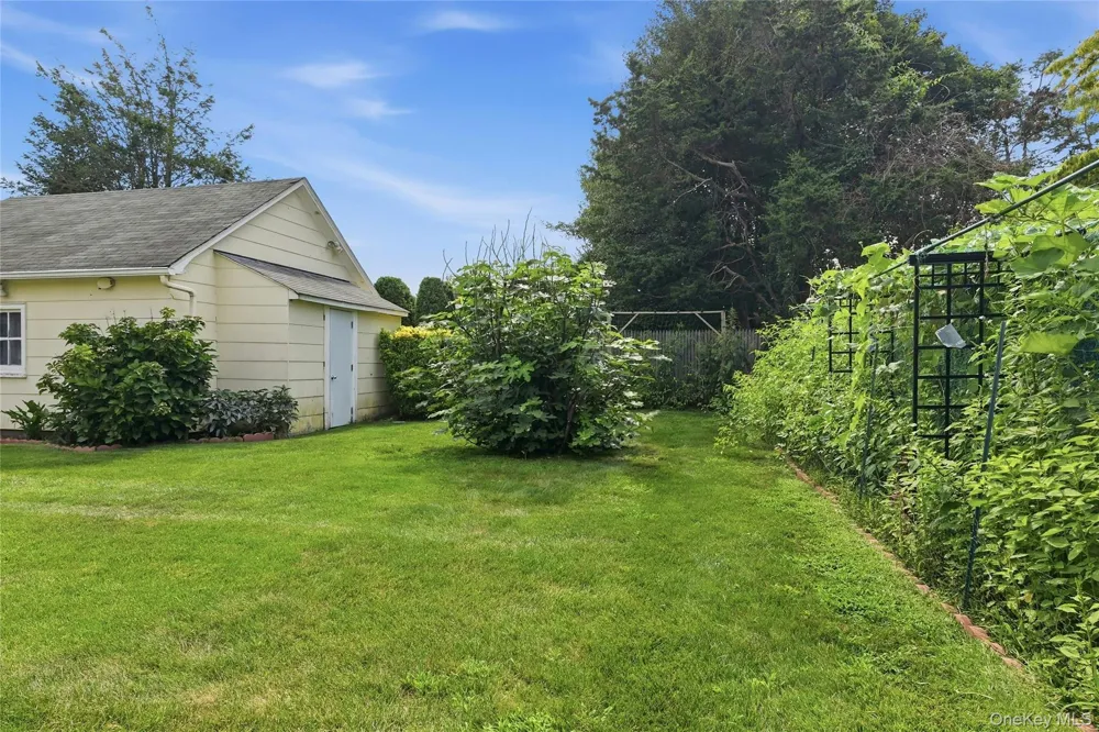 148 Canterbury Road Williston Park, NY 11596