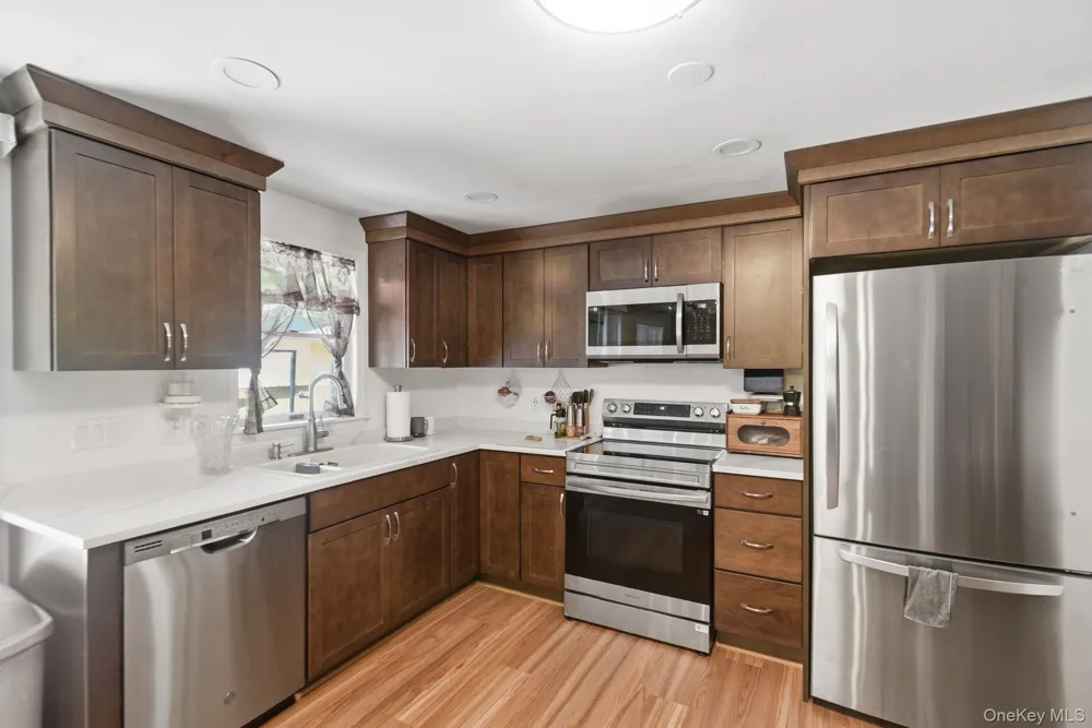 73 Kentview Drive Carmel, NY 10512