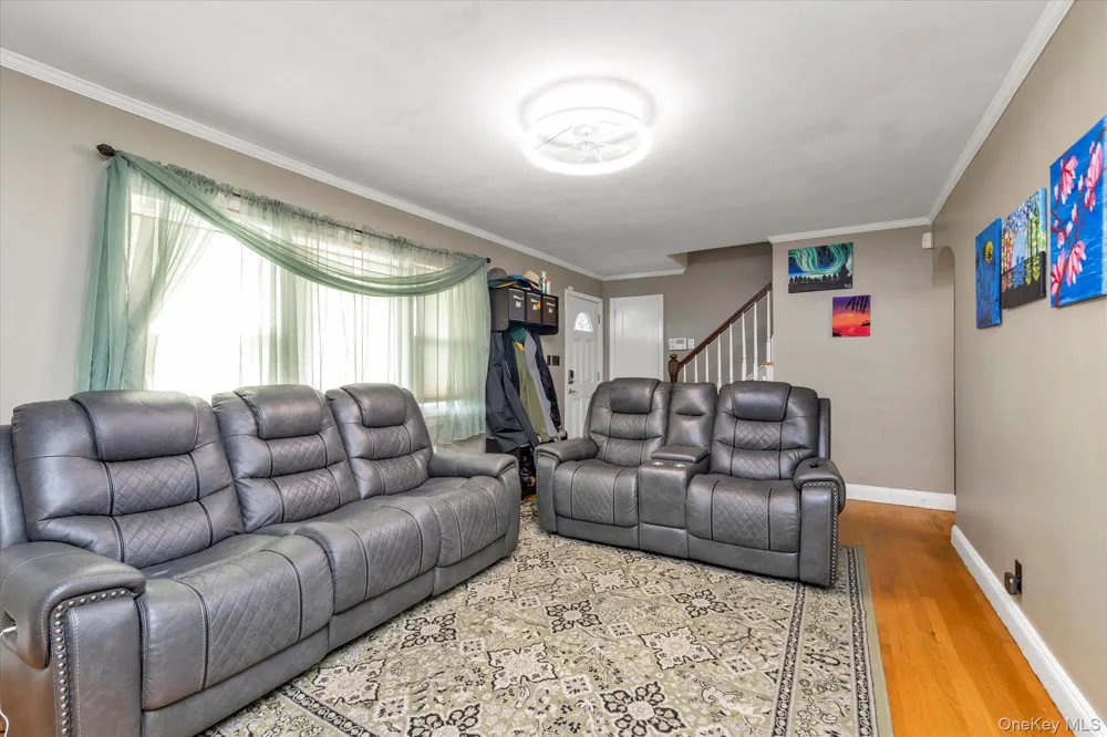 1 Windsor Place Lynbrook, NY 11563