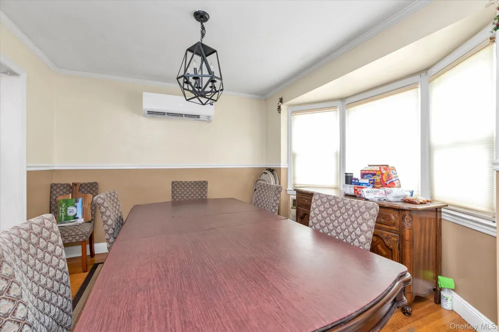 1 Windsor Place Lynbrook, NY 11563