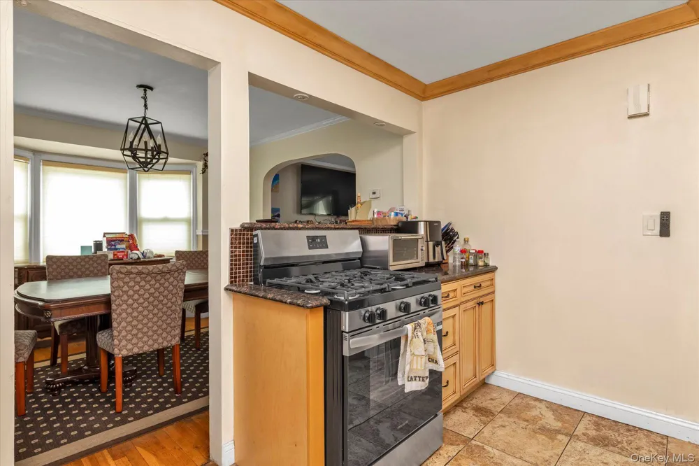 1 Windsor Place Lynbrook, NY 11563