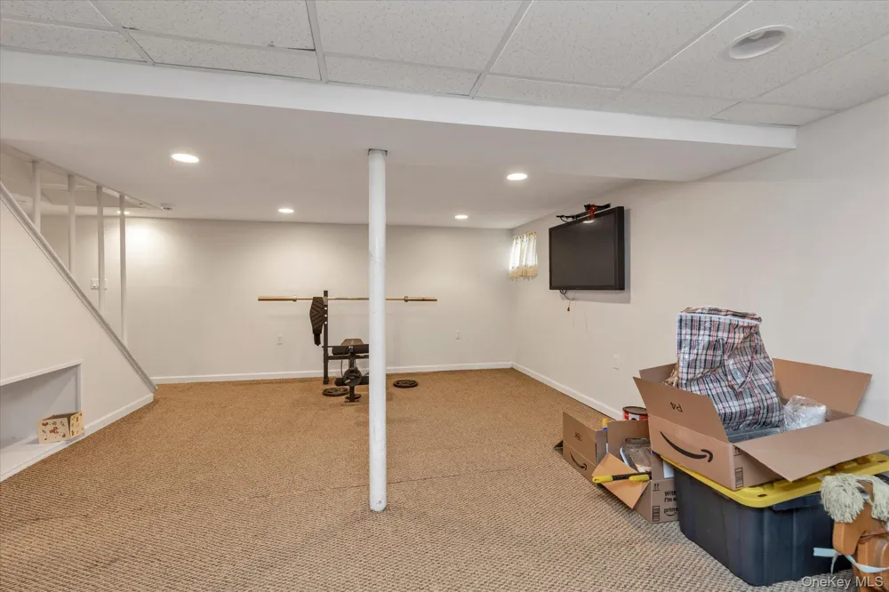 1 Windsor Place Lynbrook, NY 11563