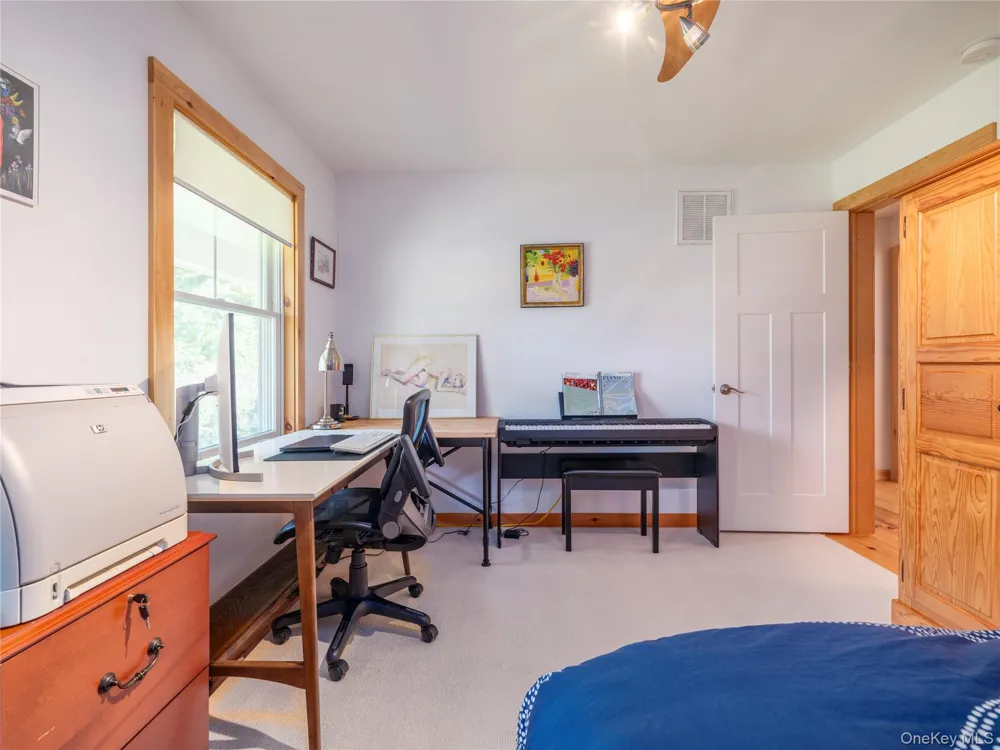 435 Sound Road Greenport, NY 11944