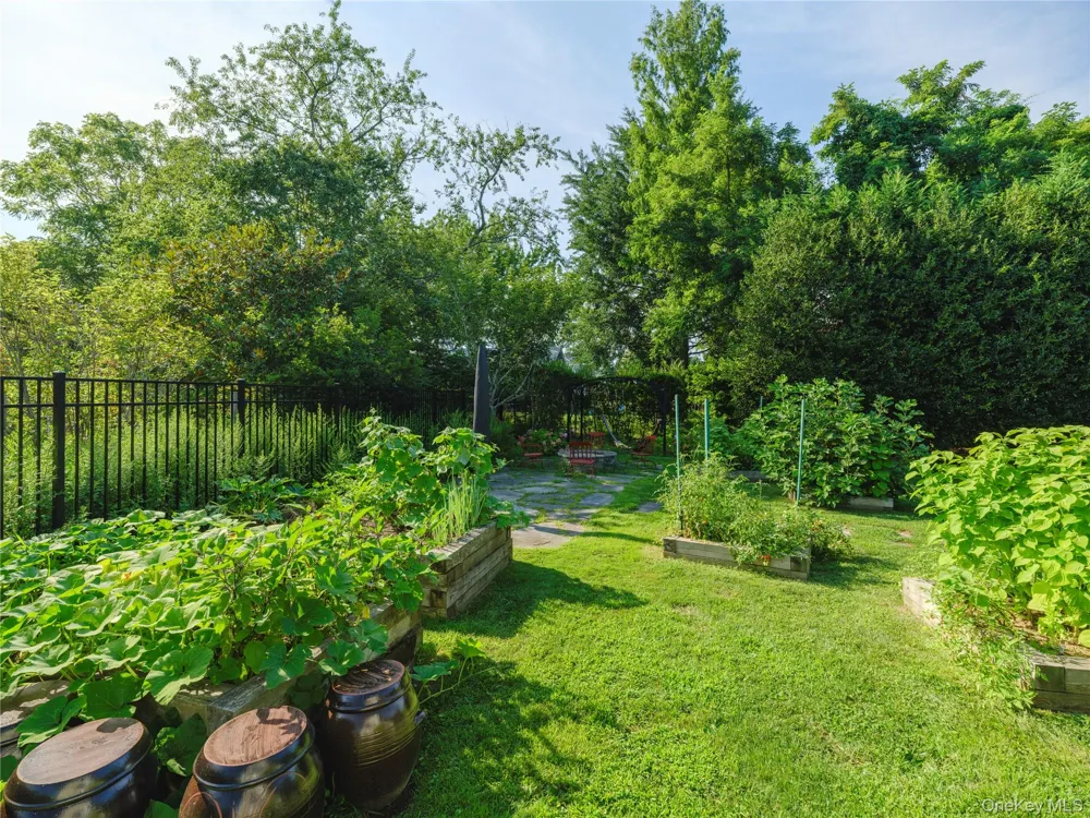 435 Sound Road Greenport, NY 11944