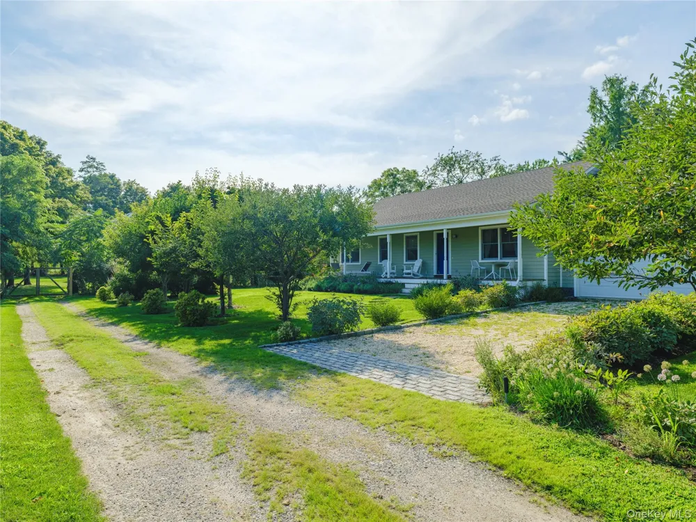 435 Sound Road Greenport, NY 11944