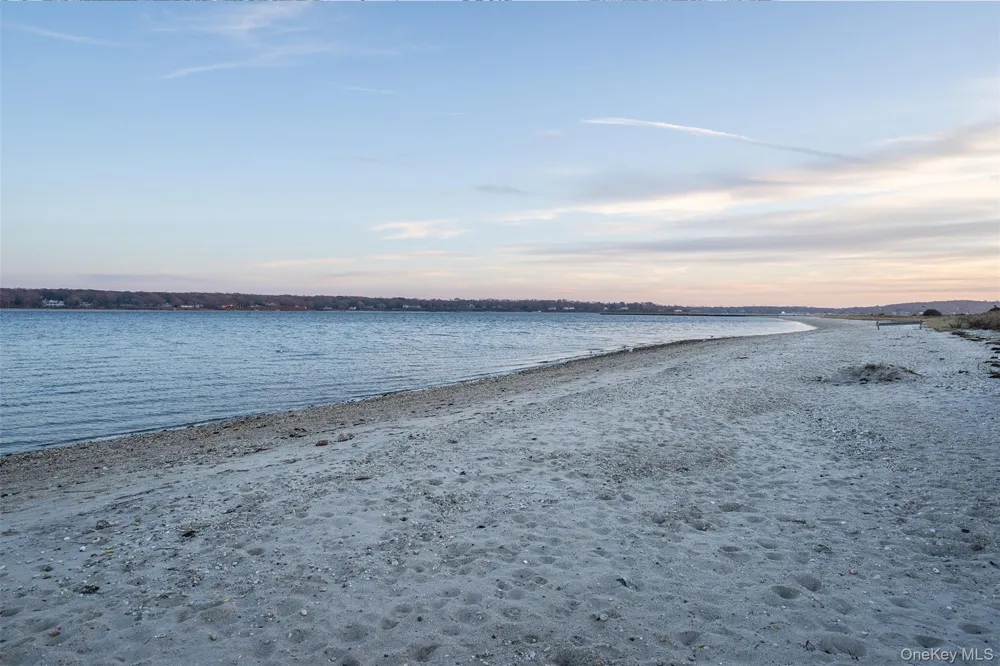 435 Sound Road Greenport, NY 11944