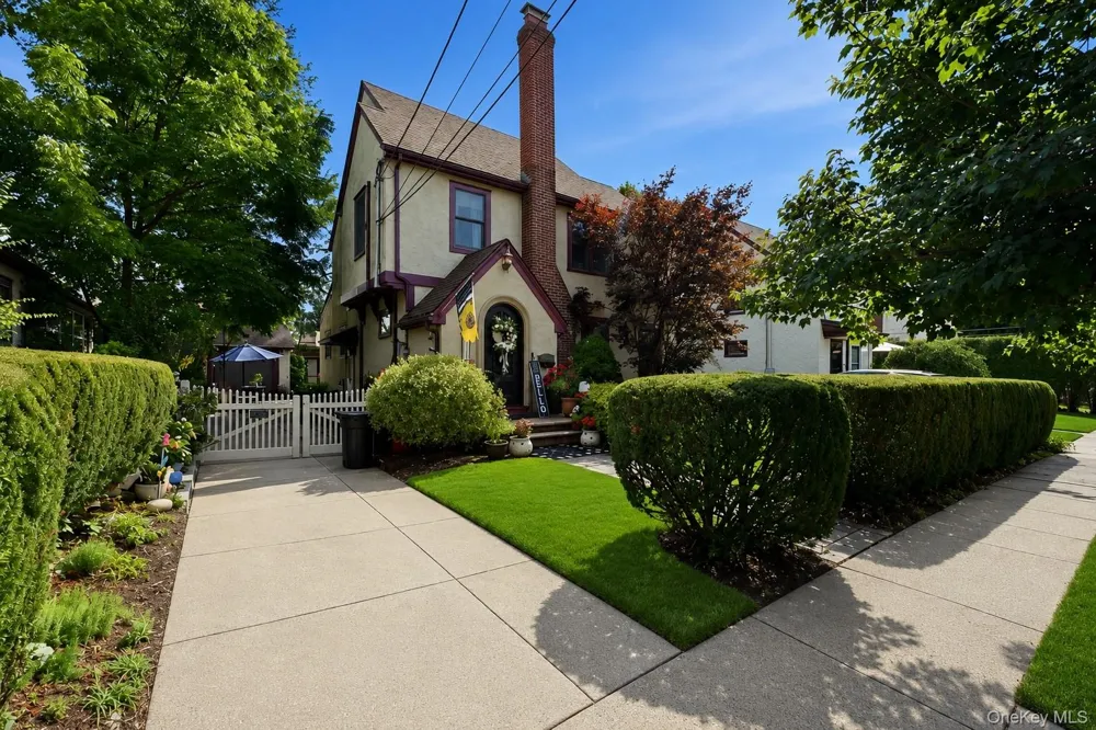 227 Sycamore Street West Hempstead, NY 11552