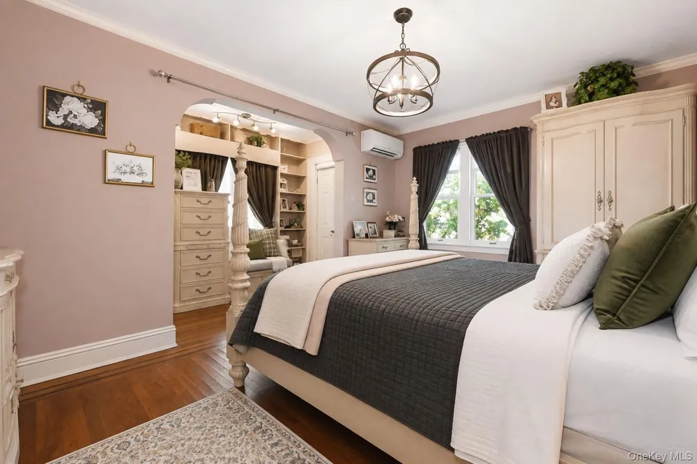 227 Sycamore Street West Hempstead, NY 11552