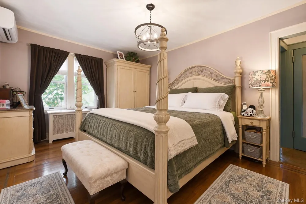 227 Sycamore Street West Hempstead, NY 11552