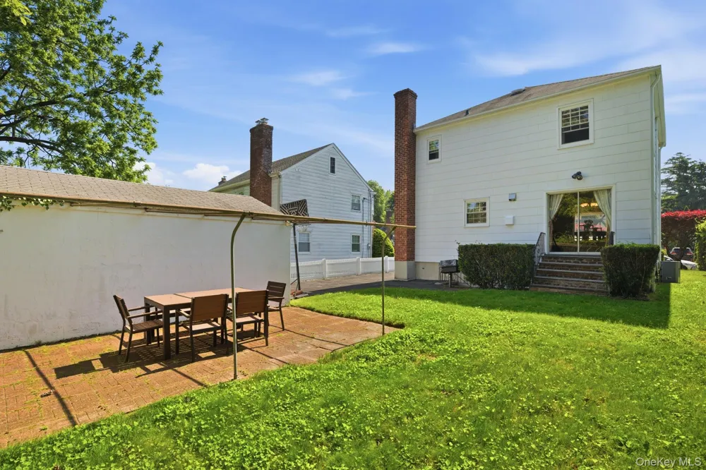 167 Gaylor Road Scarsdale, NY 10583