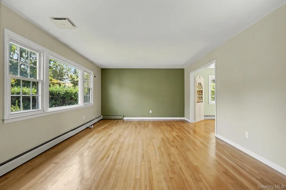 167 Gaylor Road Scarsdale, NY 10583