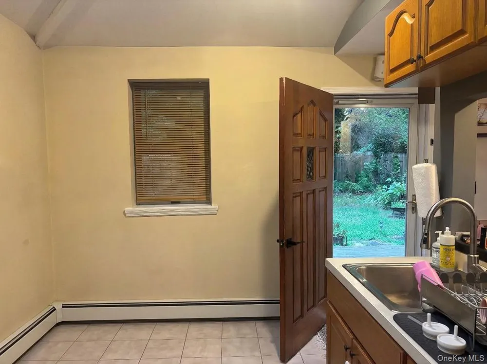 27 Otsego Avenue Dix Hills, NY 11746