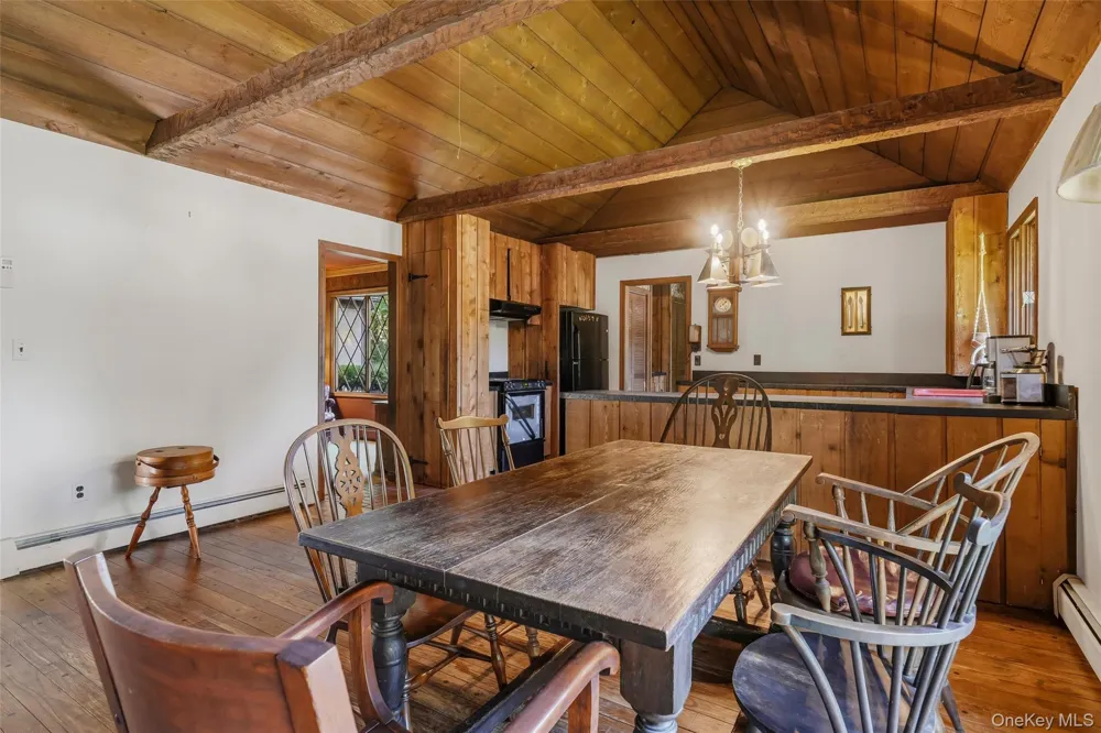 31 Pines Bridge Road Amawalk, NY 10501