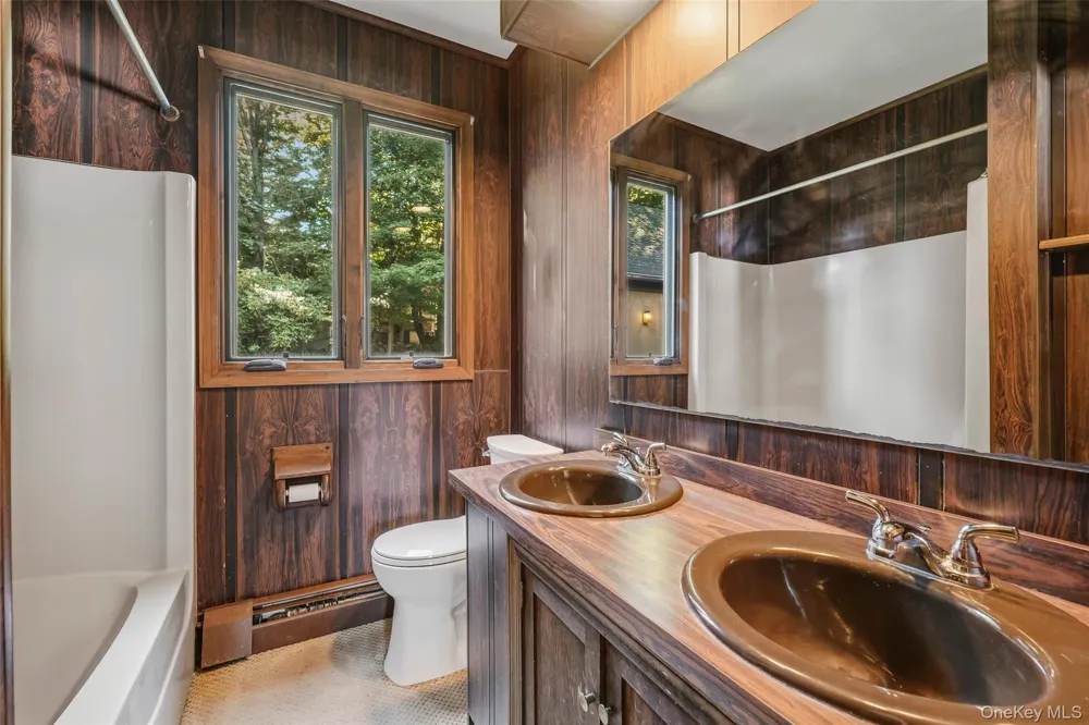 31 Pines Bridge Road Amawalk, NY 10501