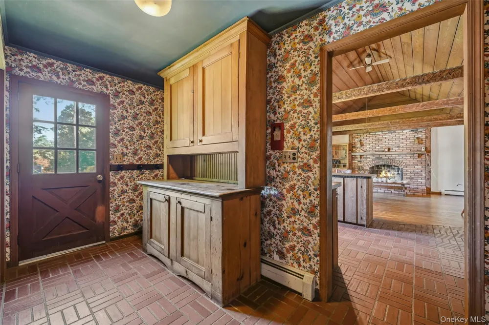 31 Pines Bridge Road Amawalk, NY 10501