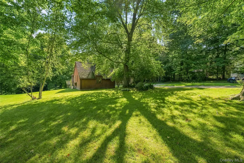 31 Pines Bridge Road Amawalk, NY 10501