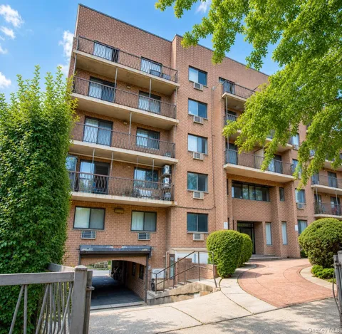 147-45 Barclay Avenue #L3