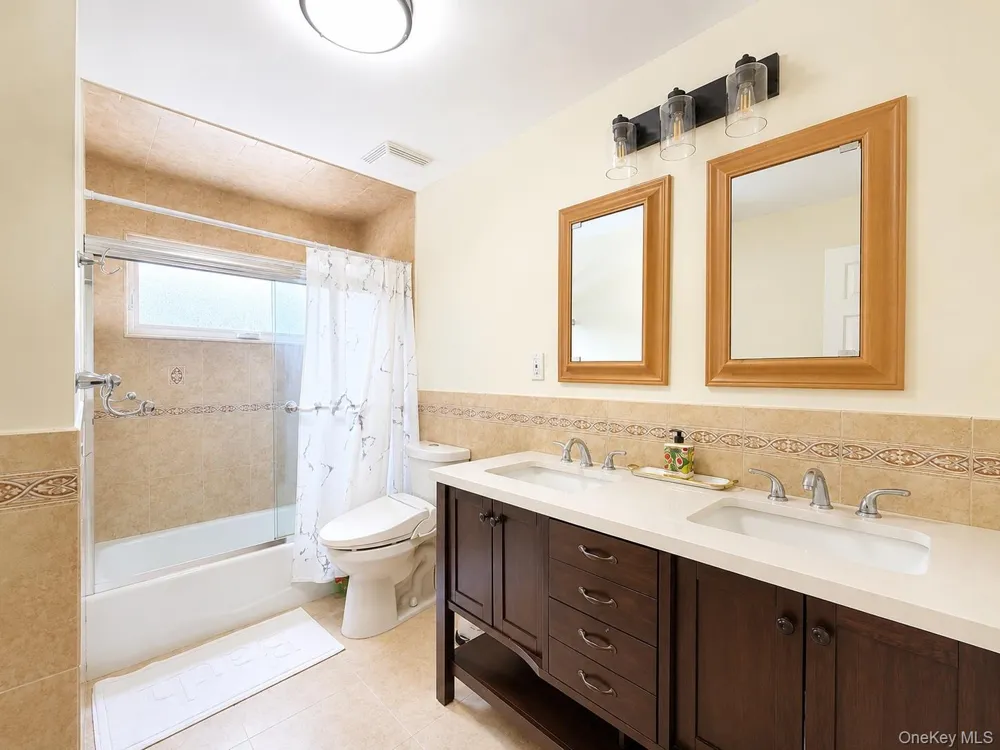 25 Charter Avenue Dix Hills, NY 11746