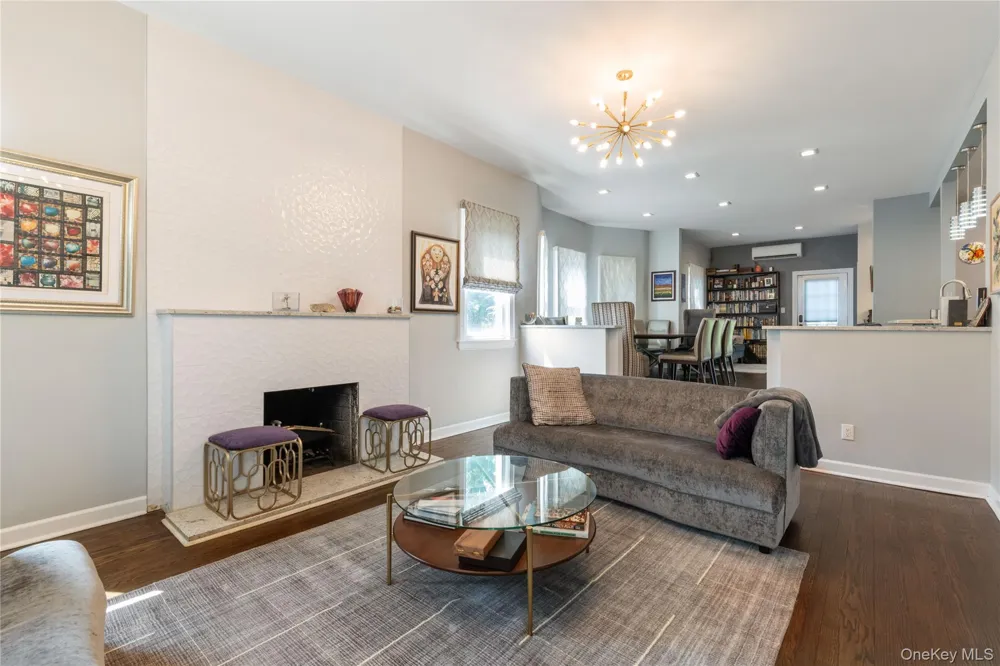 381 Woodmere Boulevard Woodmere, NY 11598