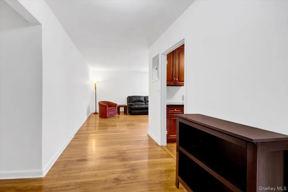 10 South #2F Harrison, NY 10528