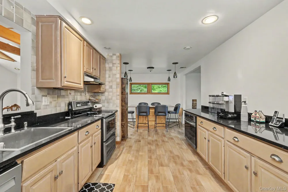 41 Fenwood Road Mahopac, NY 10541