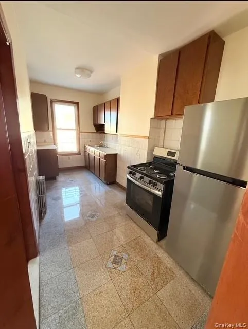 90-37 77th Street Woodhaven, NY 11421