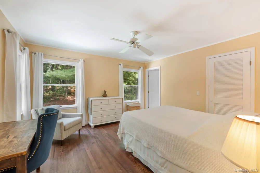 55 Red Fox Lane Wainscott, NY 11937