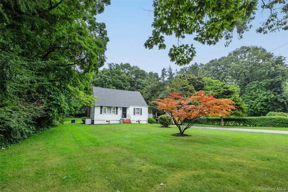 99 Warner Road Huntington, NY 11743